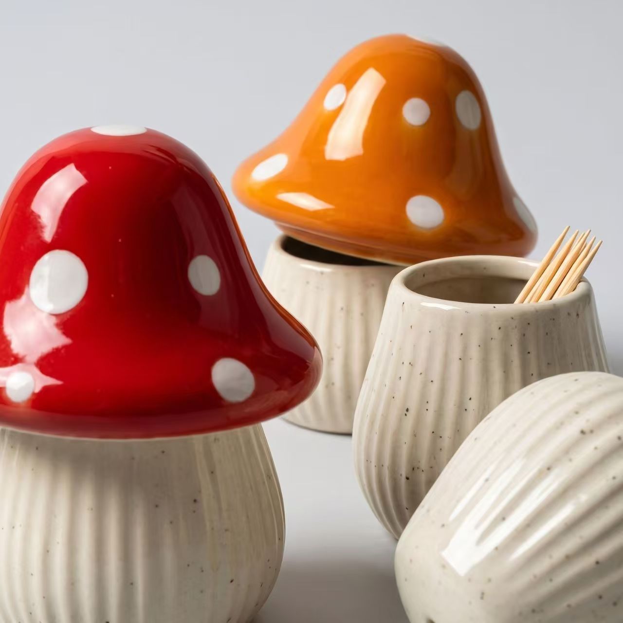 กระปุกเซรามิคลายการ์ตูนรูปเห็ด - Kitchen Baking Storage บทวิจารณ์และราคา